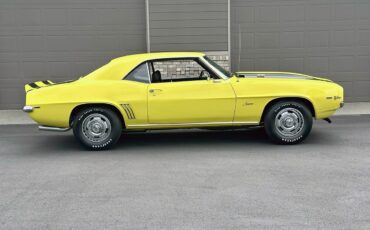 Chevrolet-Camaro-1969-Coupe-10