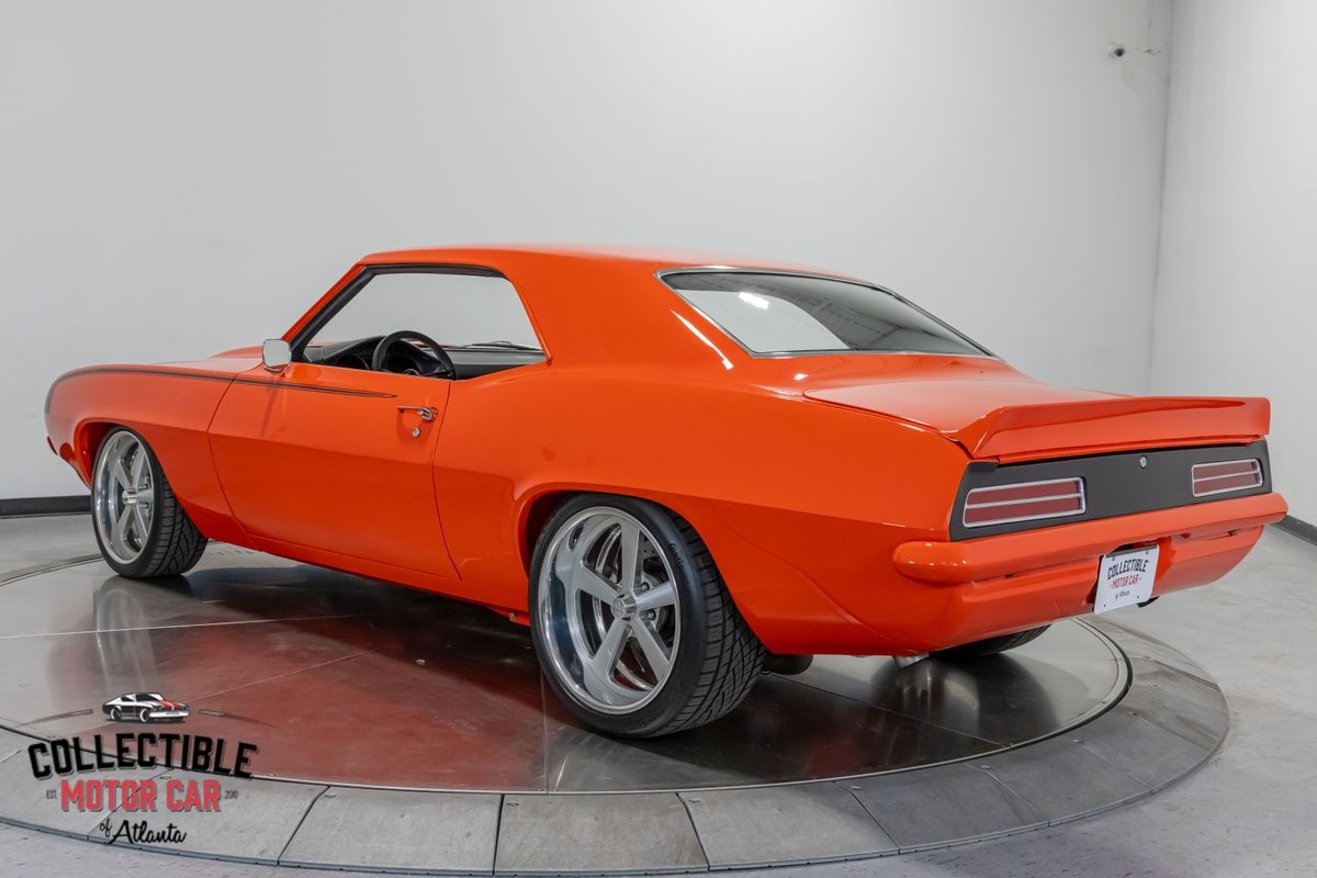Chevrolet-Camaro-1969-Coupe-10