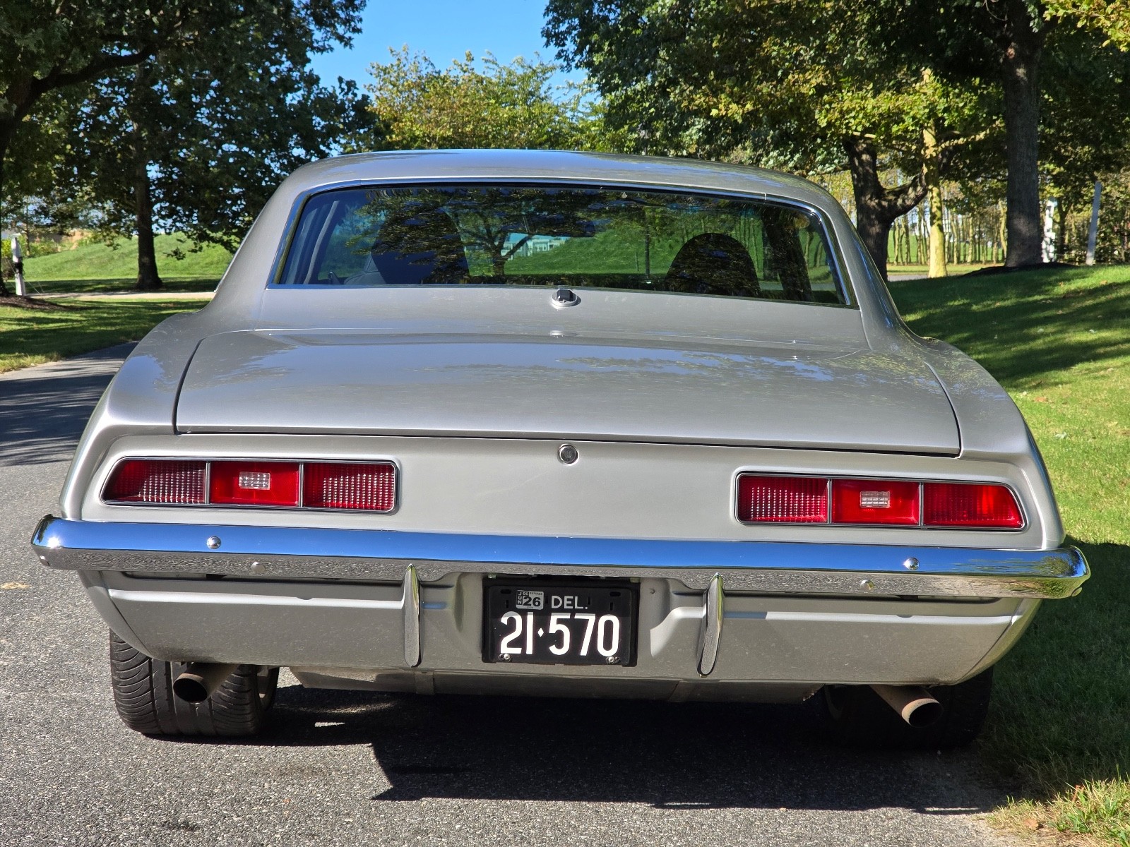 Chevrolet-Camaro-1969-Coupe-10