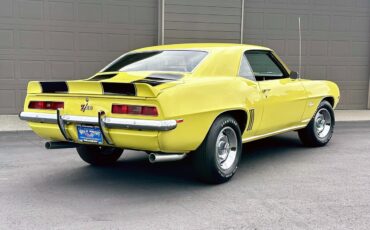 Chevrolet-Camaro-1969-Coupe-11