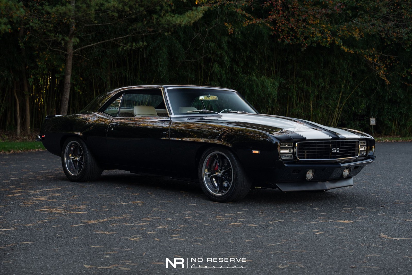 Chevrolet-Camaro-1969-Coupe-13