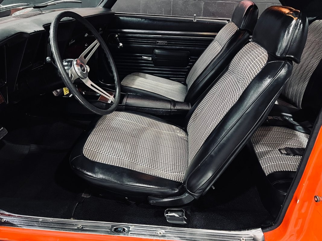 Chevrolet-Camaro-1969-Coupe-14