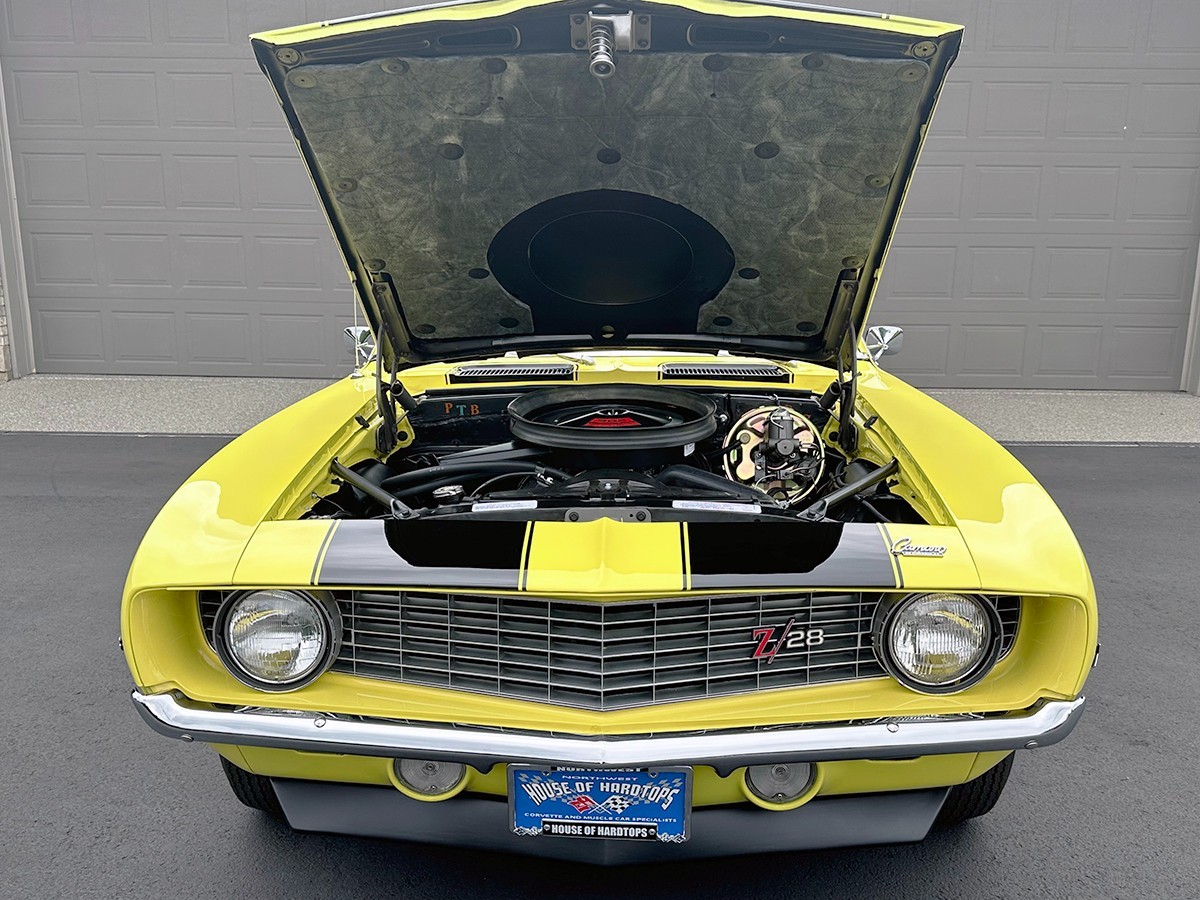 Chevrolet-Camaro-1969-Coupe-16