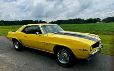 Chevrolet-Camaro-1969-Coupe-2
