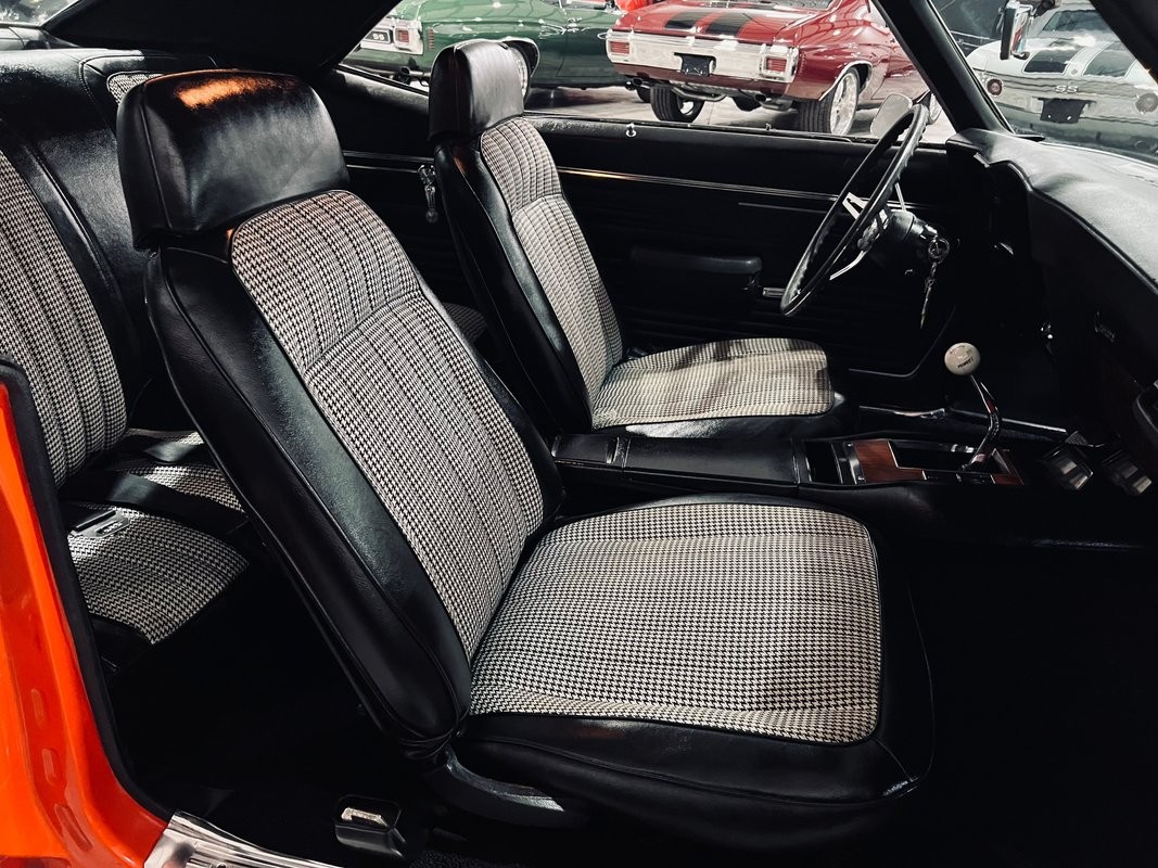 Chevrolet-Camaro-1969-Coupe-21