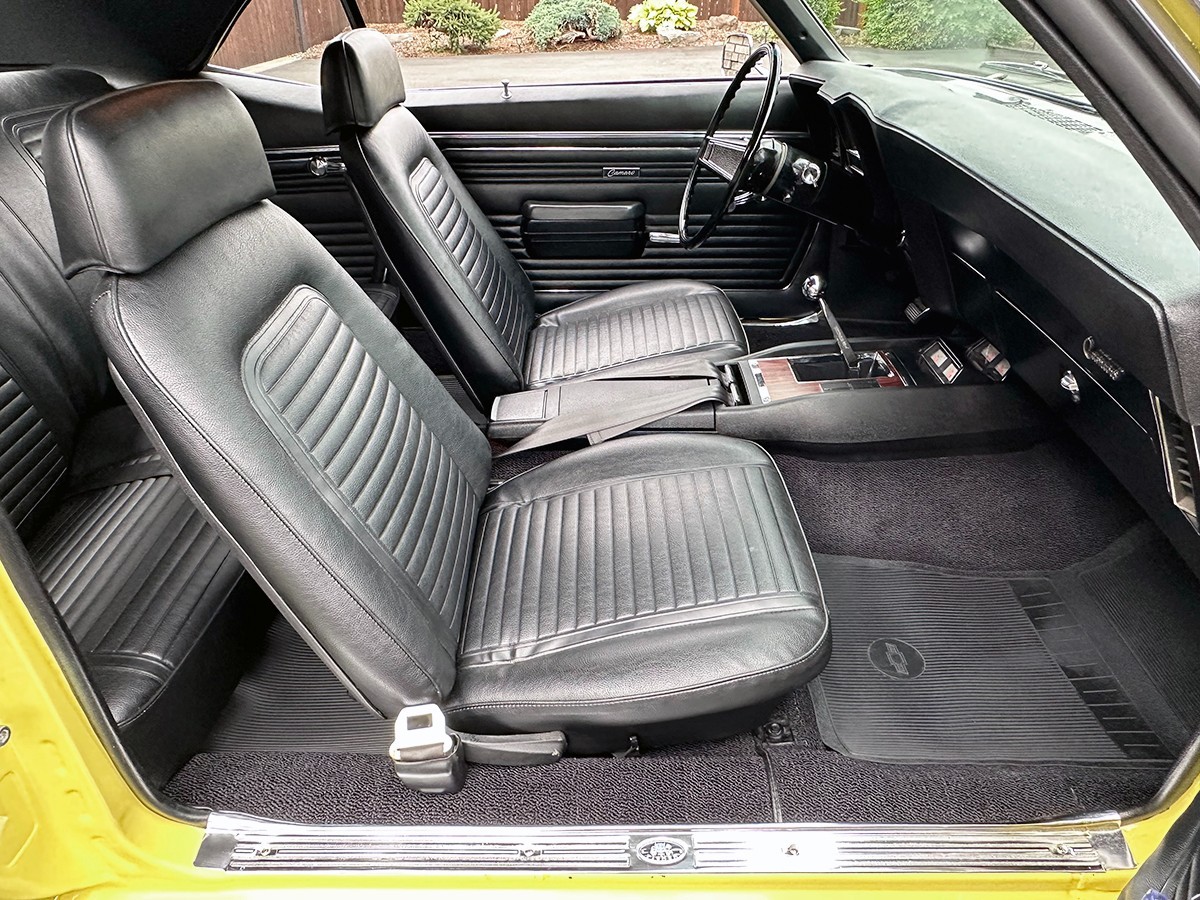 Chevrolet-Camaro-1969-Coupe-33