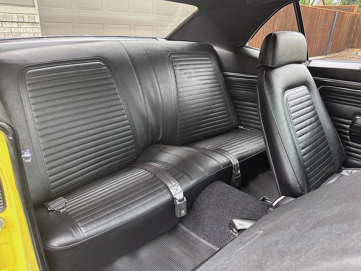 Chevrolet-Camaro-1969-Coupe-35