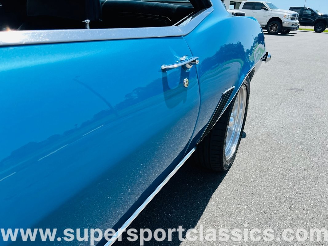 Chevrolet-Camaro-1969-Coupe-35