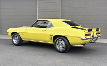 Chevrolet-Camaro-1969-Coupe-4