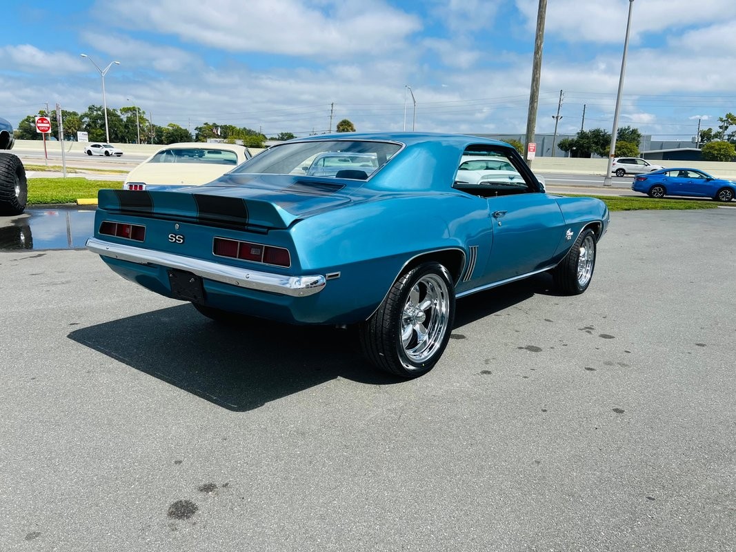 Chevrolet-Camaro-1969-Coupe-5