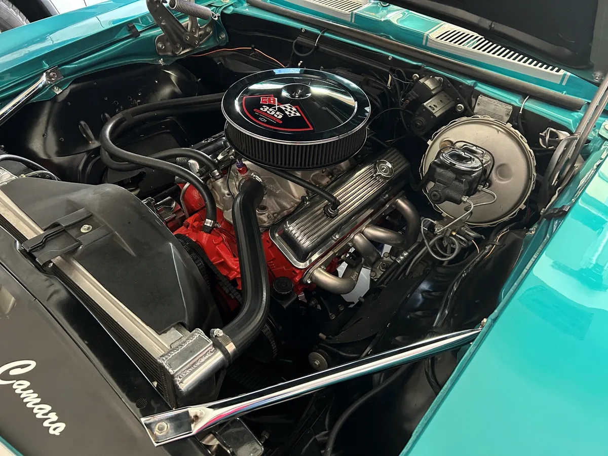 Chevrolet-Camaro-1969-Jade-Black-14