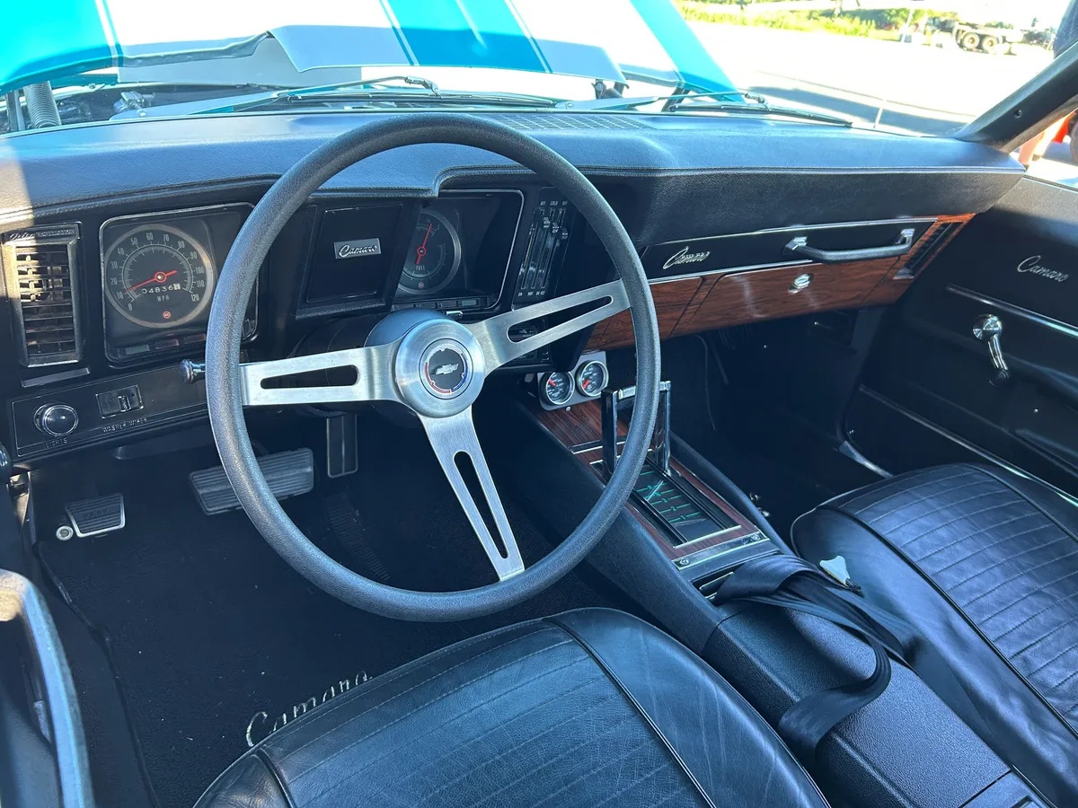Chevrolet-Camaro-1969-Jade-Black-9