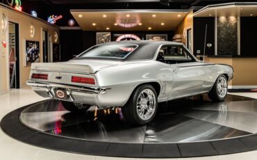 Chevrolet-Camaro-1969-Silver-Black-21