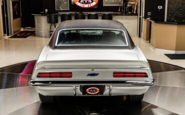 Chevrolet-Camaro-1969-Silver-Black-24