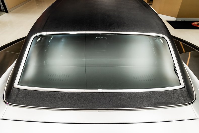 Chevrolet-Camaro-1969-Silver-Black-39