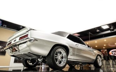 Chevrolet-Camaro-1969-Silver-Black-45