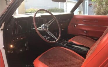 Chevrolet-Camaro-1969-White-Orange