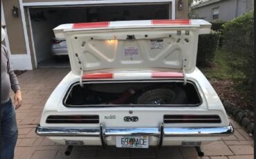 Chevrolet-Camaro-1969-White-Orange-4