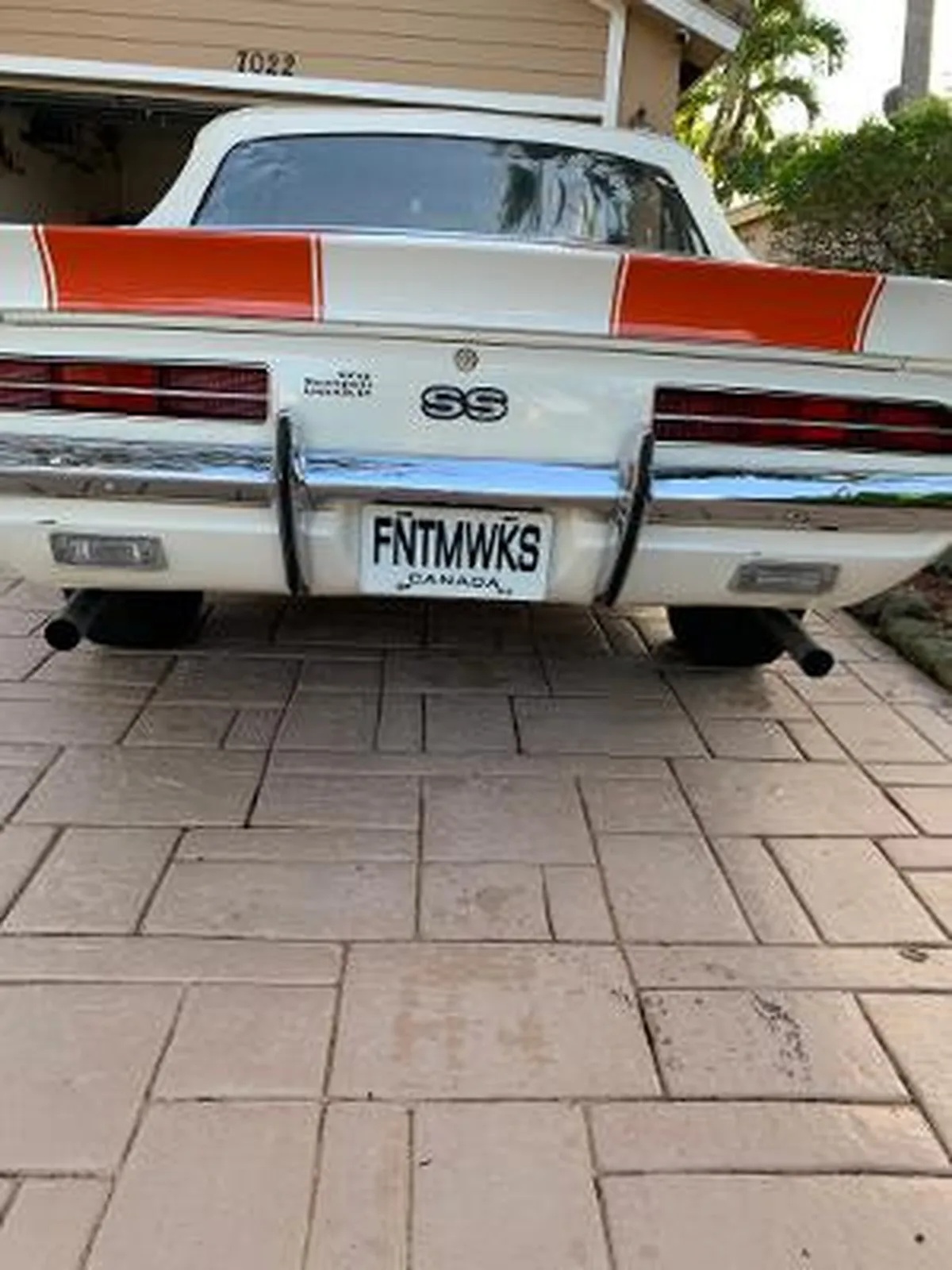 Chevrolet-Camaro-1969-White-Orange-7