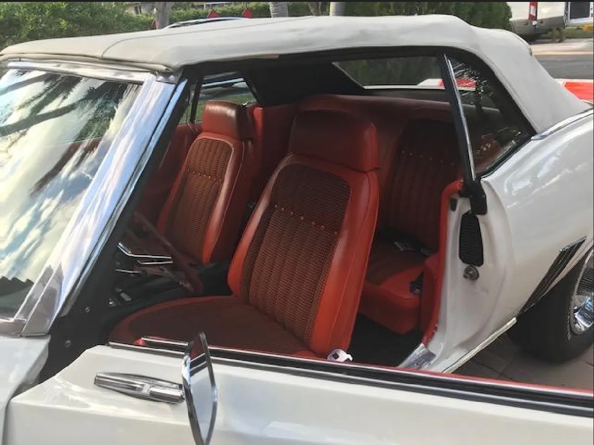 Chevrolet-Camaro-1969-White-Orange-9