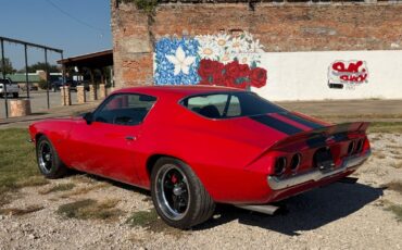 Chevrolet-Camaro-1971-3