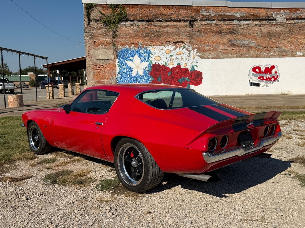 Chevrolet-Camaro-1971-3