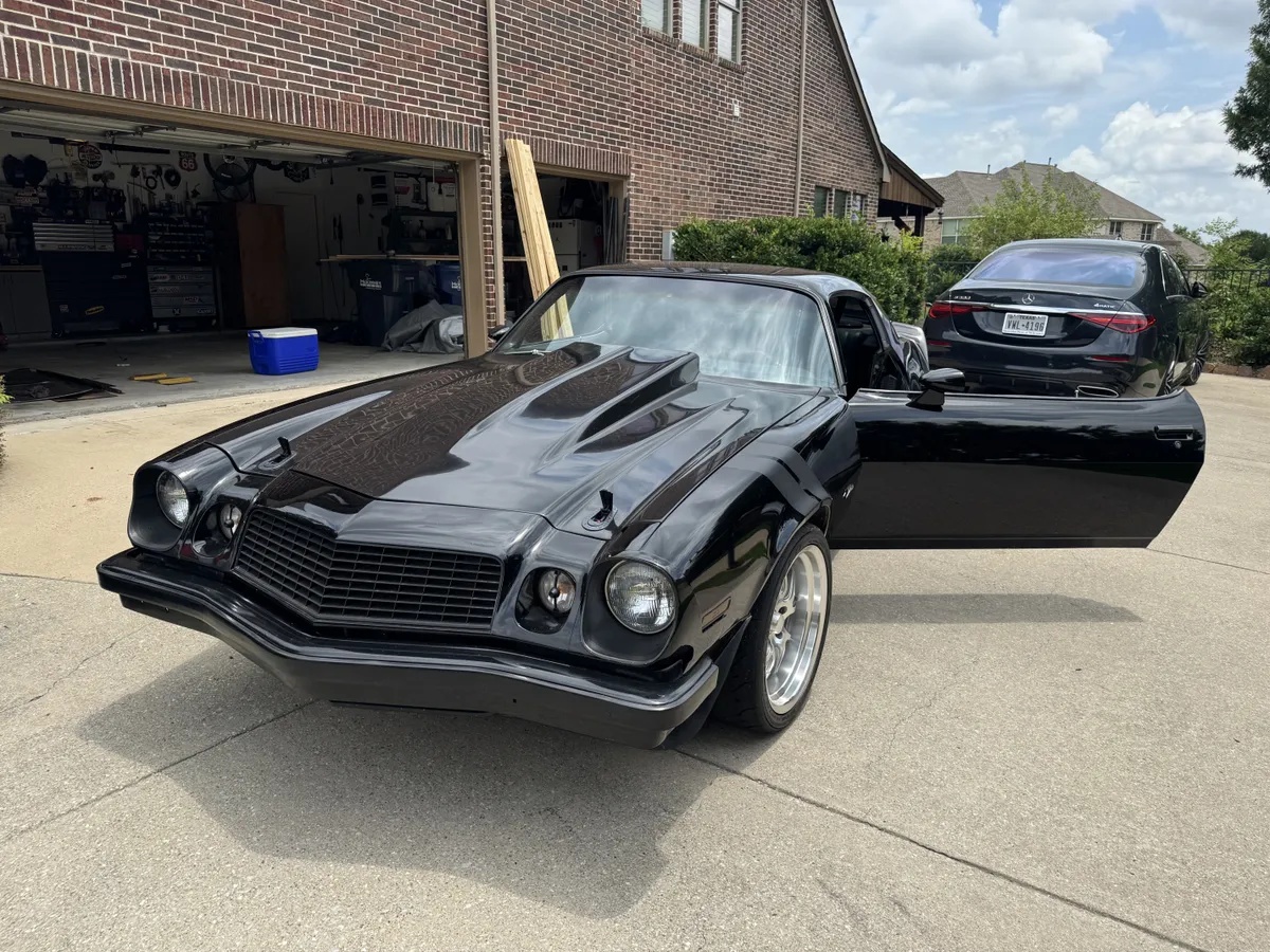 Chevrolet-Camaro-1974-Black-Black-2