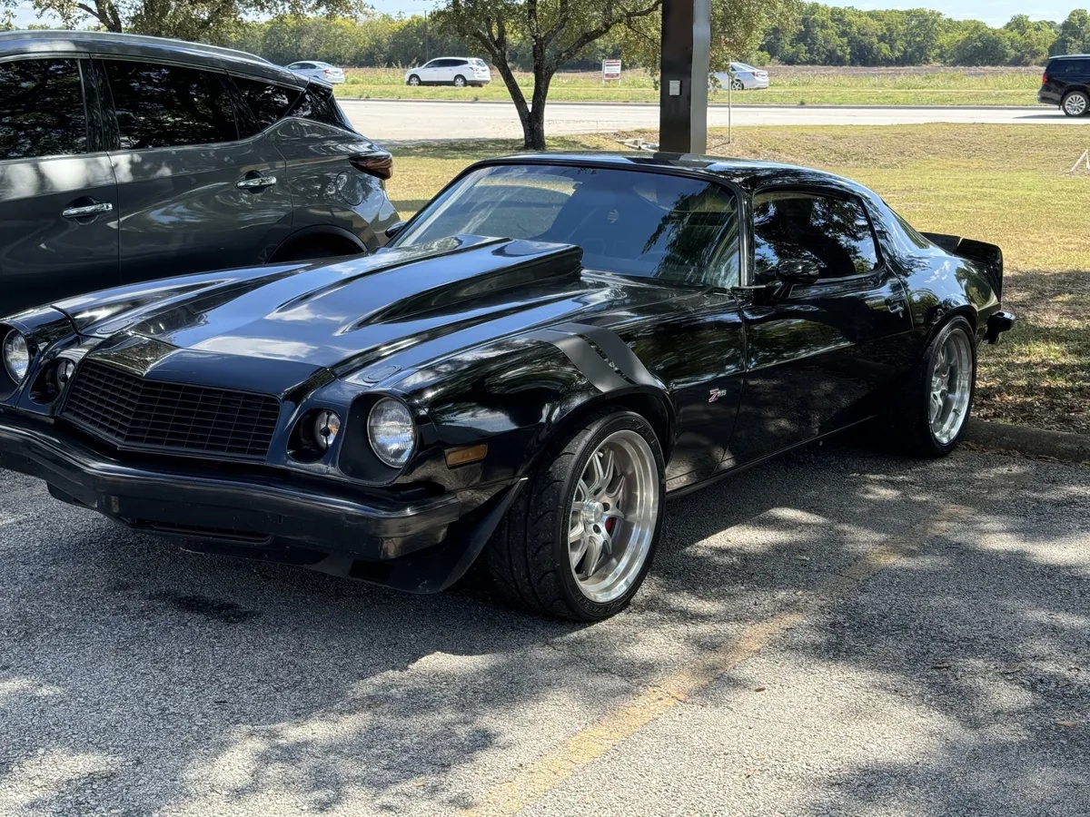 Chevrolet-Camaro-1974-Black-Black