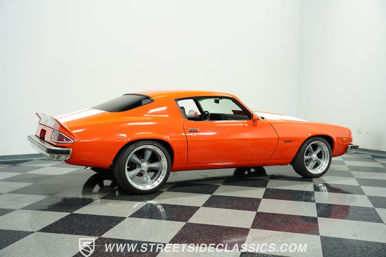 Chevrolet-Camaro-1974-Hugger-Orange-Black-1