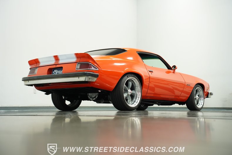 Chevrolet-Camaro-1974-Hugger-Orange-Black-13