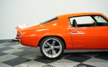 Chevrolet-Camaro-1974-Hugger-Orange-Black-16