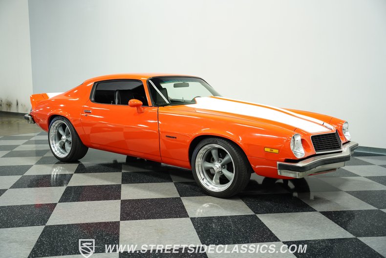 Chevrolet-Camaro-1974-Hugger-Orange-Black-30