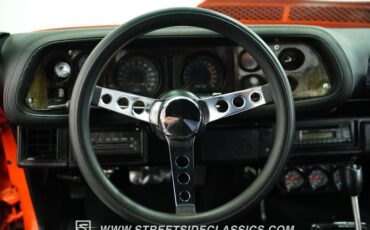 Chevrolet-Camaro-1974-Hugger-Orange-Black-37