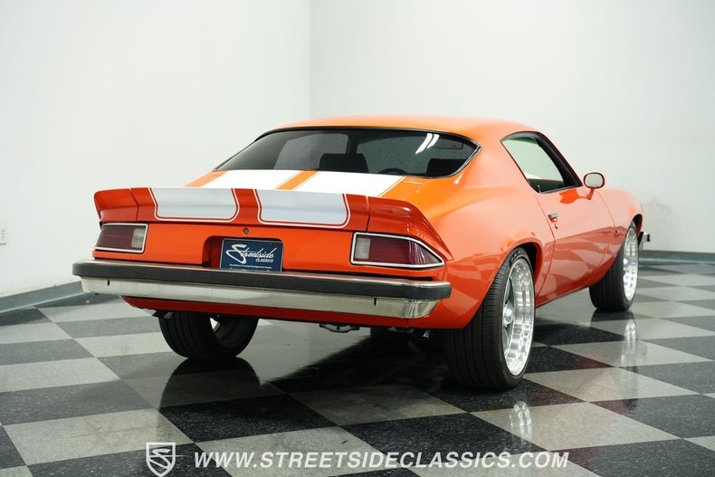 Chevrolet-Camaro-1974-Hugger-Orange-Black-42