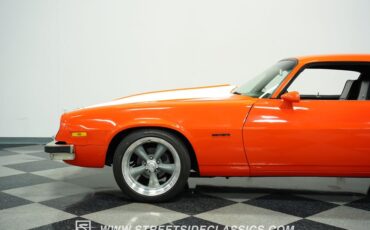 Chevrolet-Camaro-1974-Hugger-Orange-Black-45