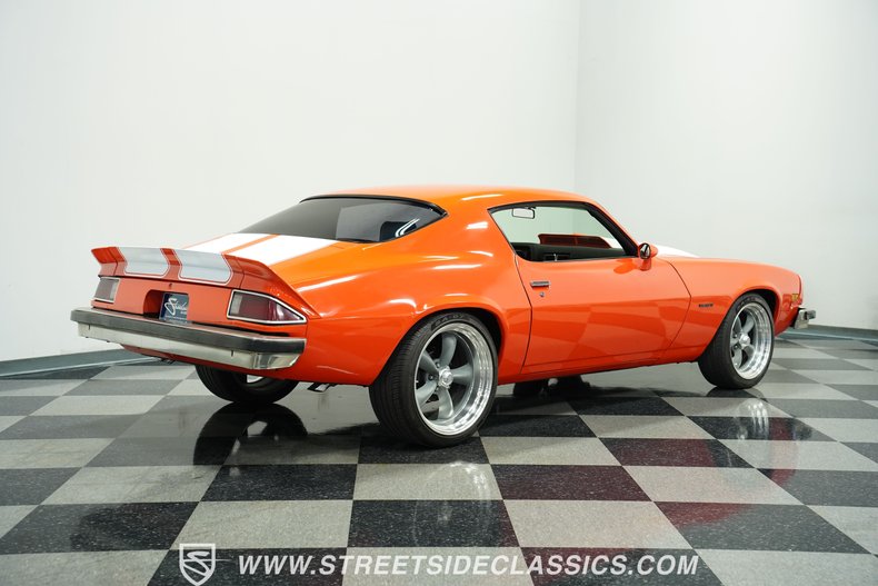 Chevrolet-Camaro-1974-Hugger-Orange-Black-9