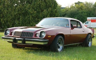 Chevrolet-Camaro-1975-Coupe-3