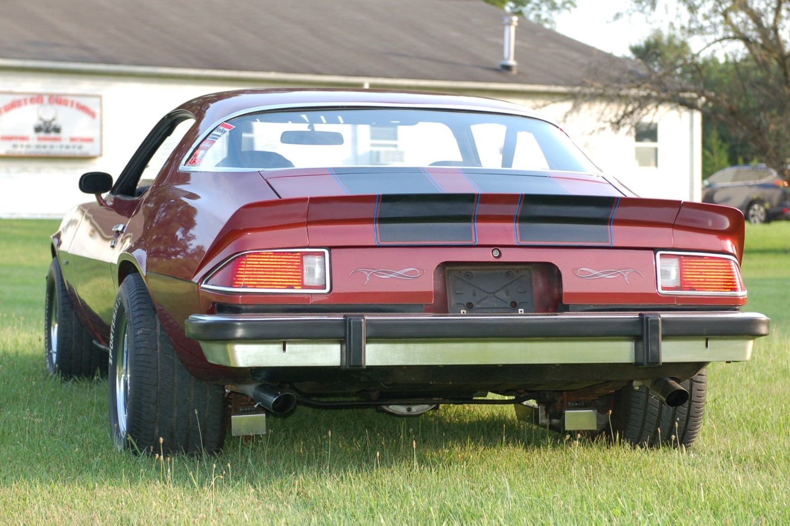 Chevrolet-Camaro-1975-Coupe-7