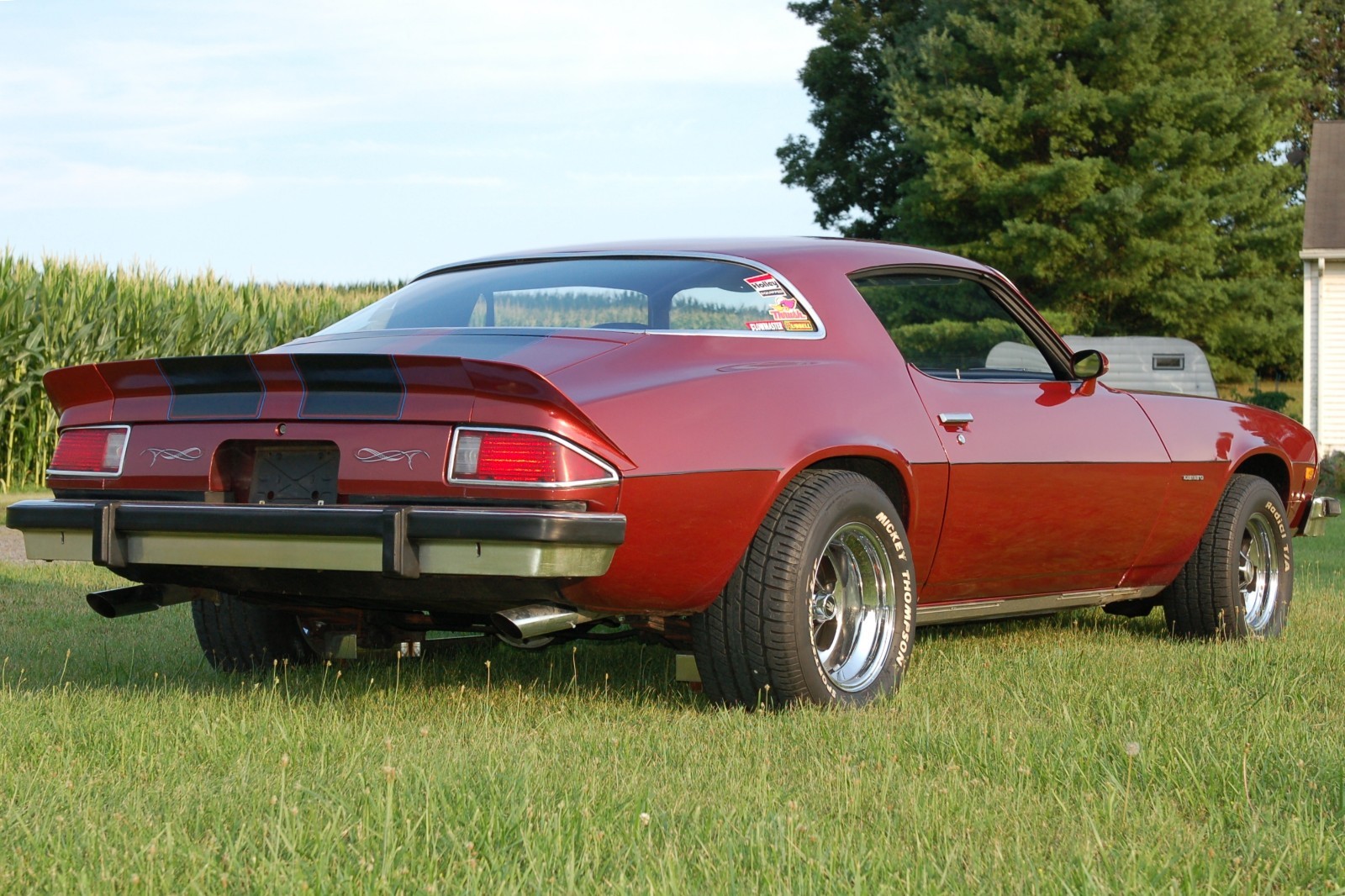 Chevrolet-Camaro-1975-Coupe-9