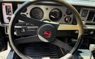 Chevrolet-Camaro-1979-Coupe-11