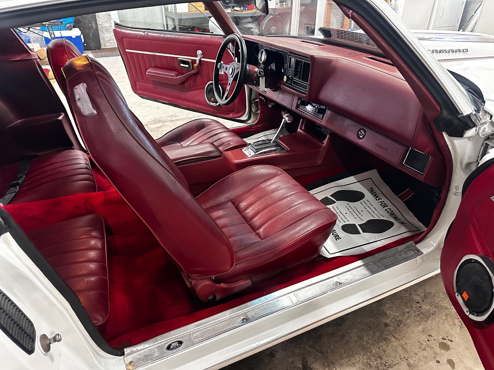 Chevrolet-Camaro-1979-Coupe-11