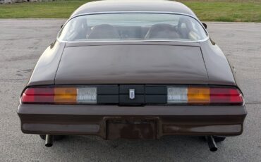 Chevrolet-Camaro-1979-Coupe-16