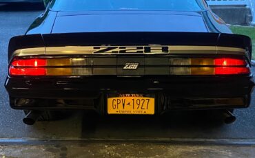 Chevrolet-Camaro-1979-Coupe-19