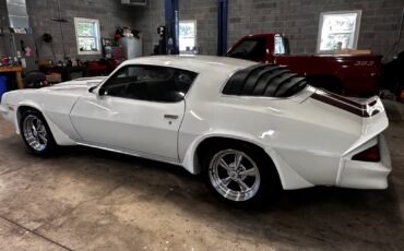 Chevrolet-Camaro-1979-Coupe-2