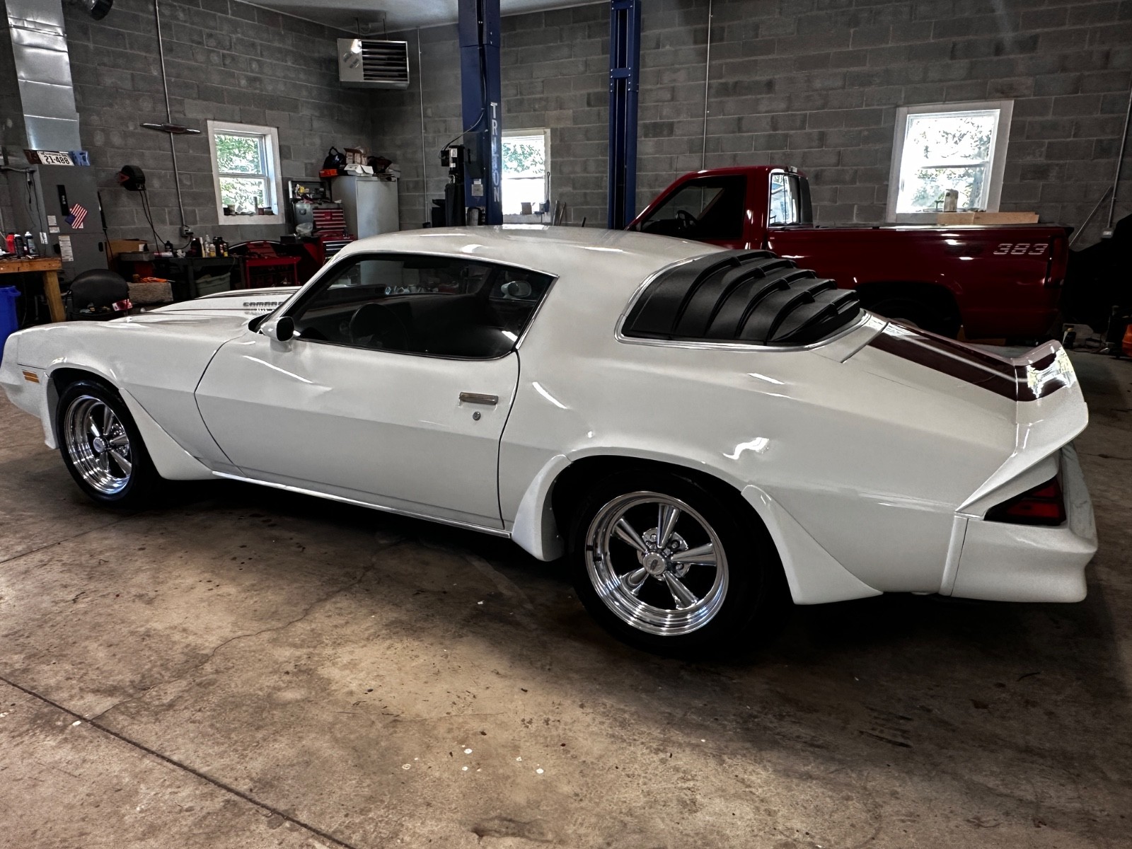 Chevrolet-Camaro-1979-Coupe-2