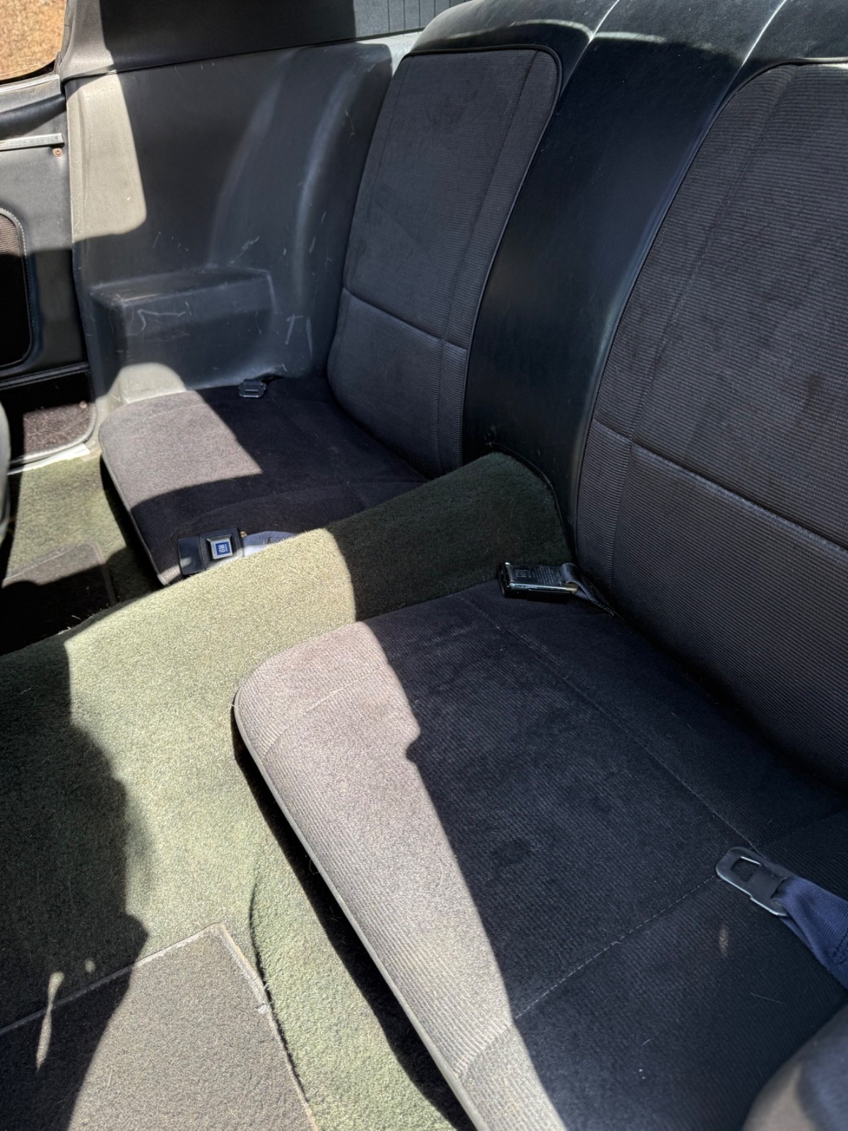 Chevrolet-Camaro-1979-Coupe-9