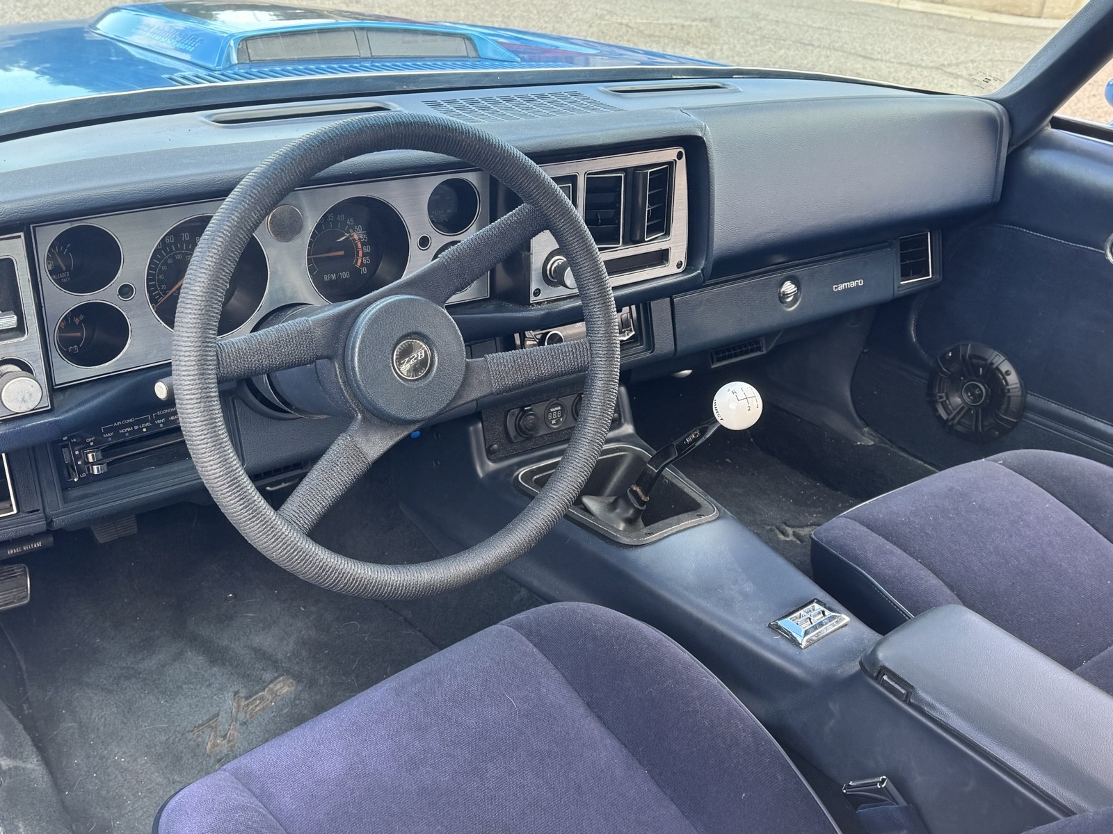 Chevrolet-Camaro-1980-17