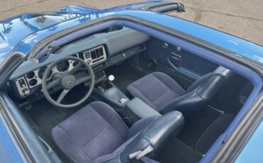 Chevrolet-Camaro-1980-25