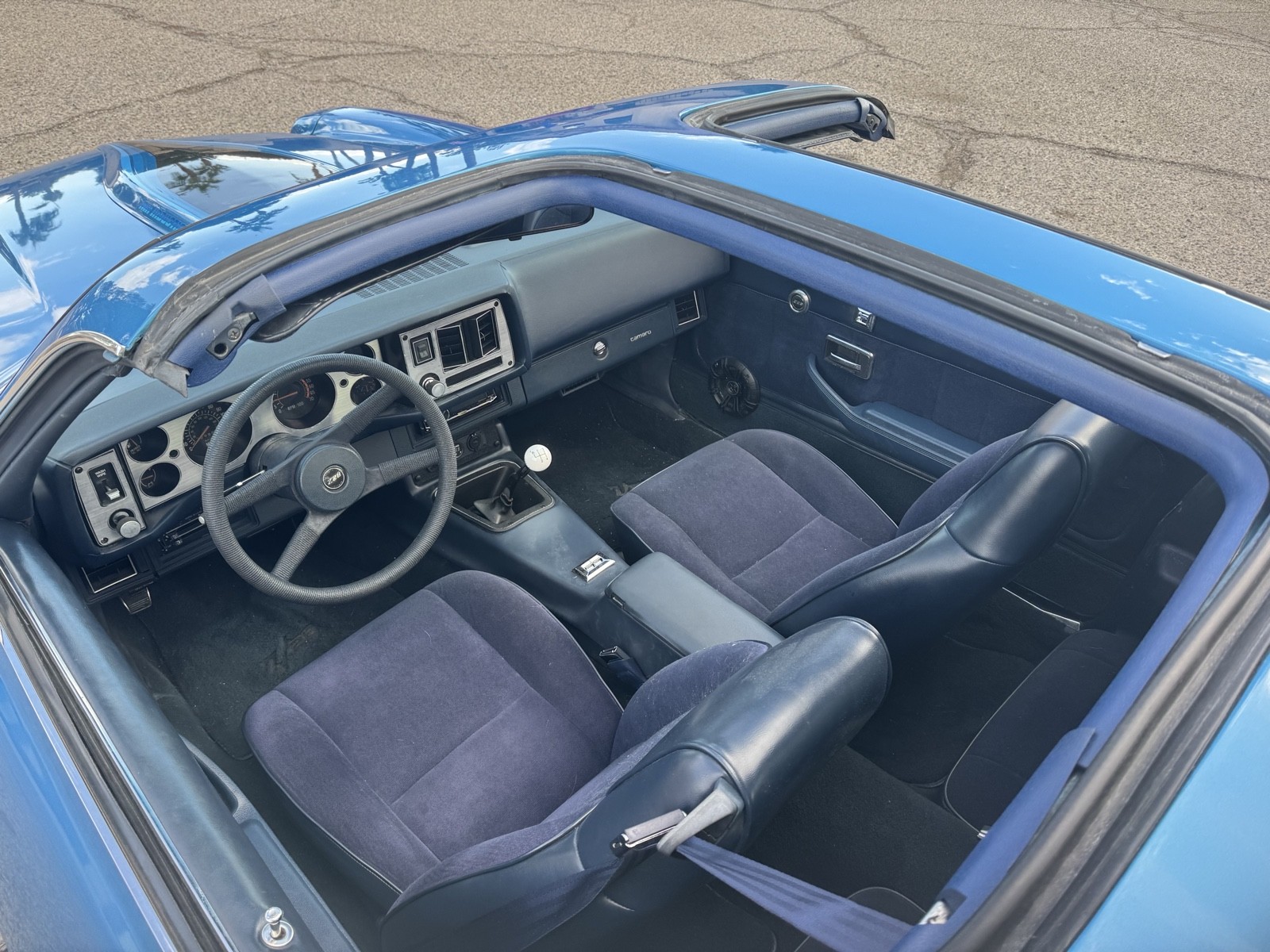 Chevrolet-Camaro-1980-25