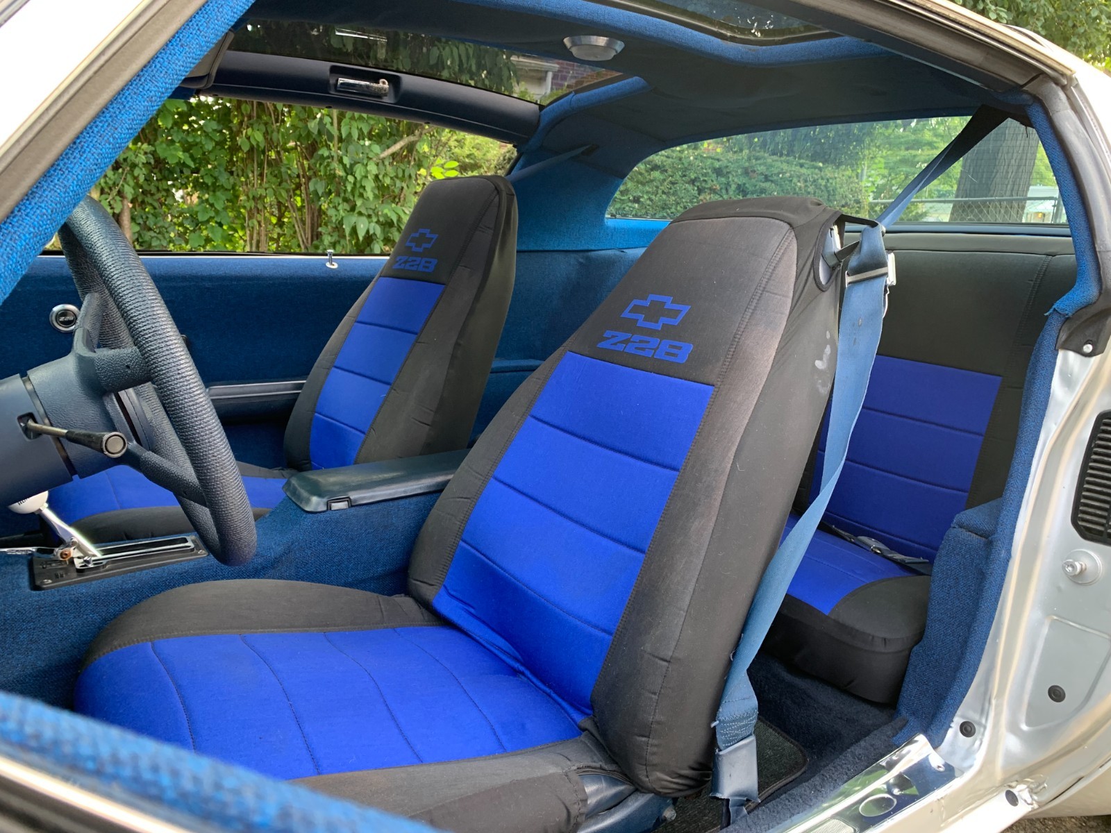 Chevrolet-Camaro-1981-Coupe-12